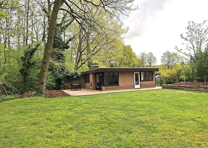Vrijstaande Vakantiebungalow Met Optimale Privacy!!
