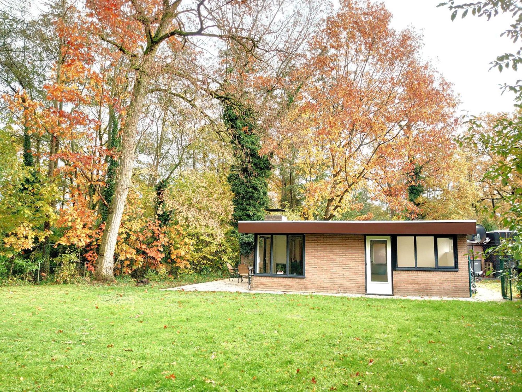 Vrijstaande Vakantiebungalow Met Optimale Privacy!! Rekem