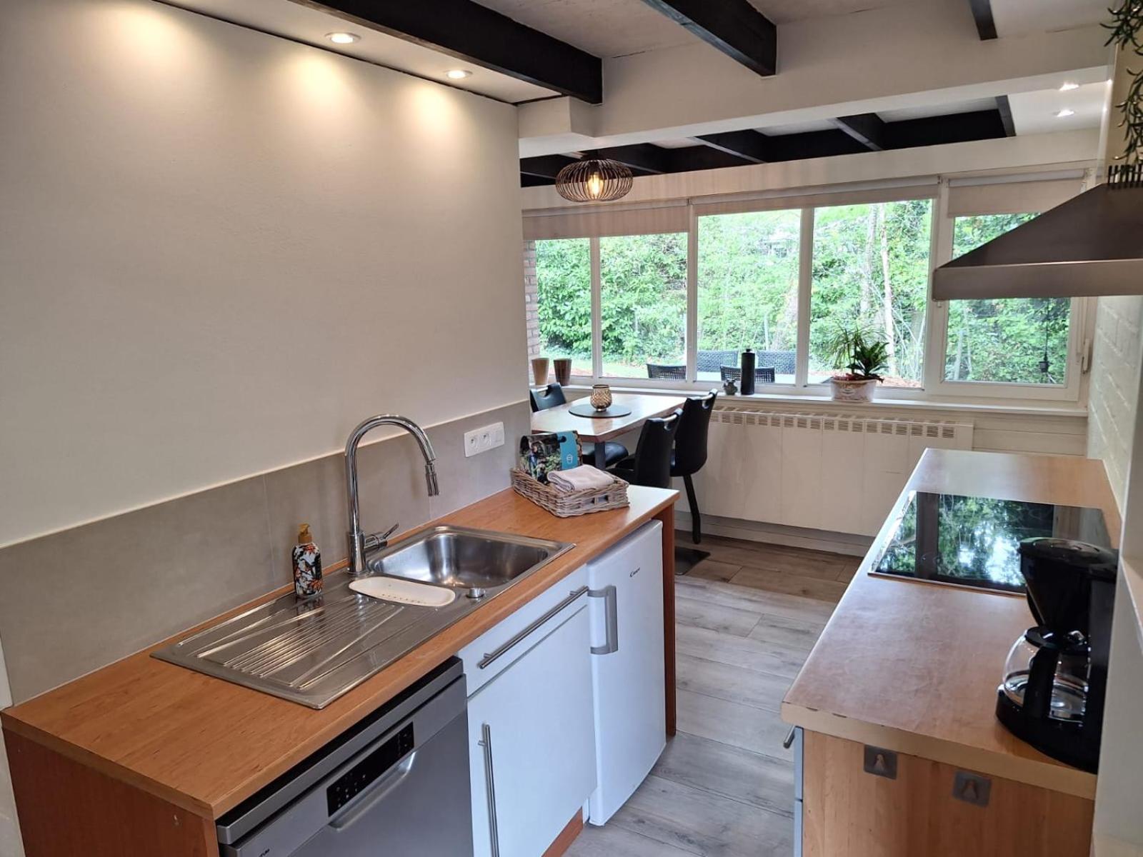 Hébergement de vacances Vrijstaande Vakantiebungalow Met Optimale Privacy!! *